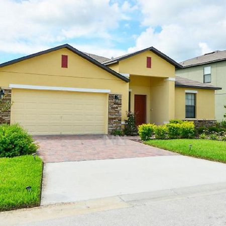 Make Memories With Your Family And Friends In This Beautiful Home 1014 Loughman Kültér fotó
