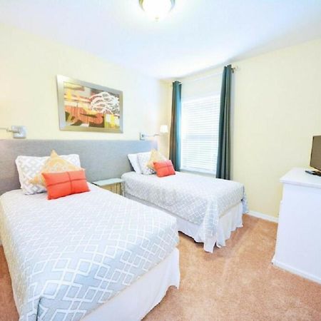 Make Memories With Your Family And Friends In This Beautiful Home 1014 Loughman Kültér fotó