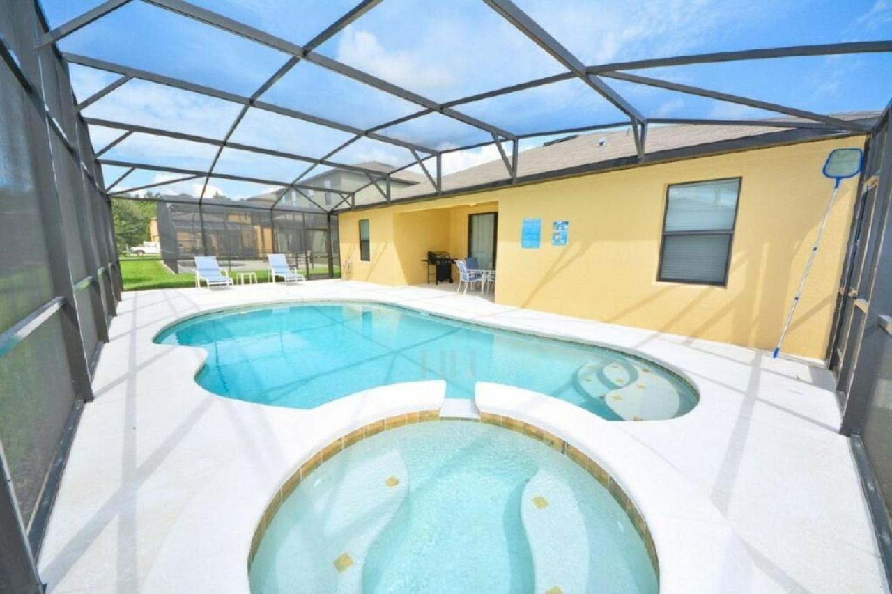 Make Memories With Your Family And Friends In This Beautiful Home 1014 Loughman Kültér fotó