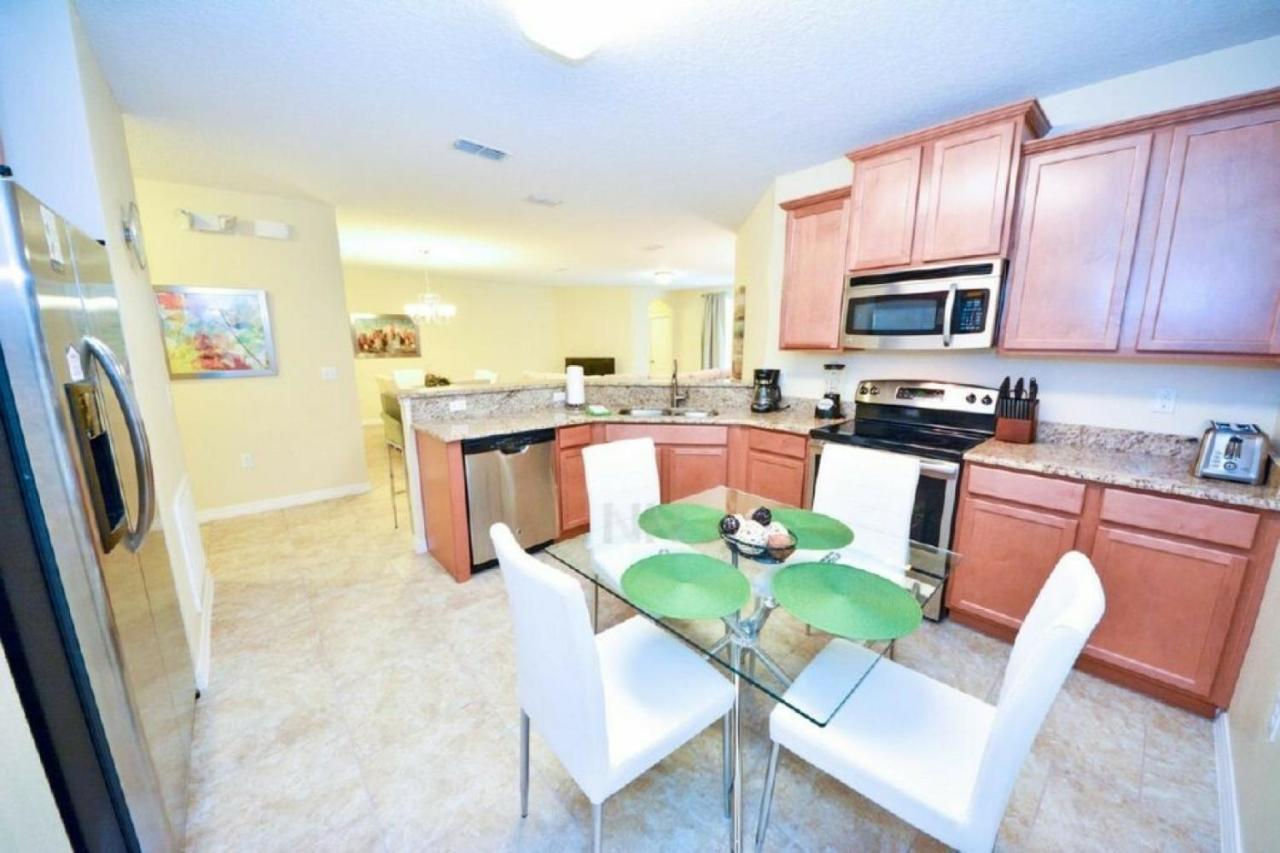 Make Memories With Your Family And Friends In This Beautiful Home 1014 Loughman Kültér fotó